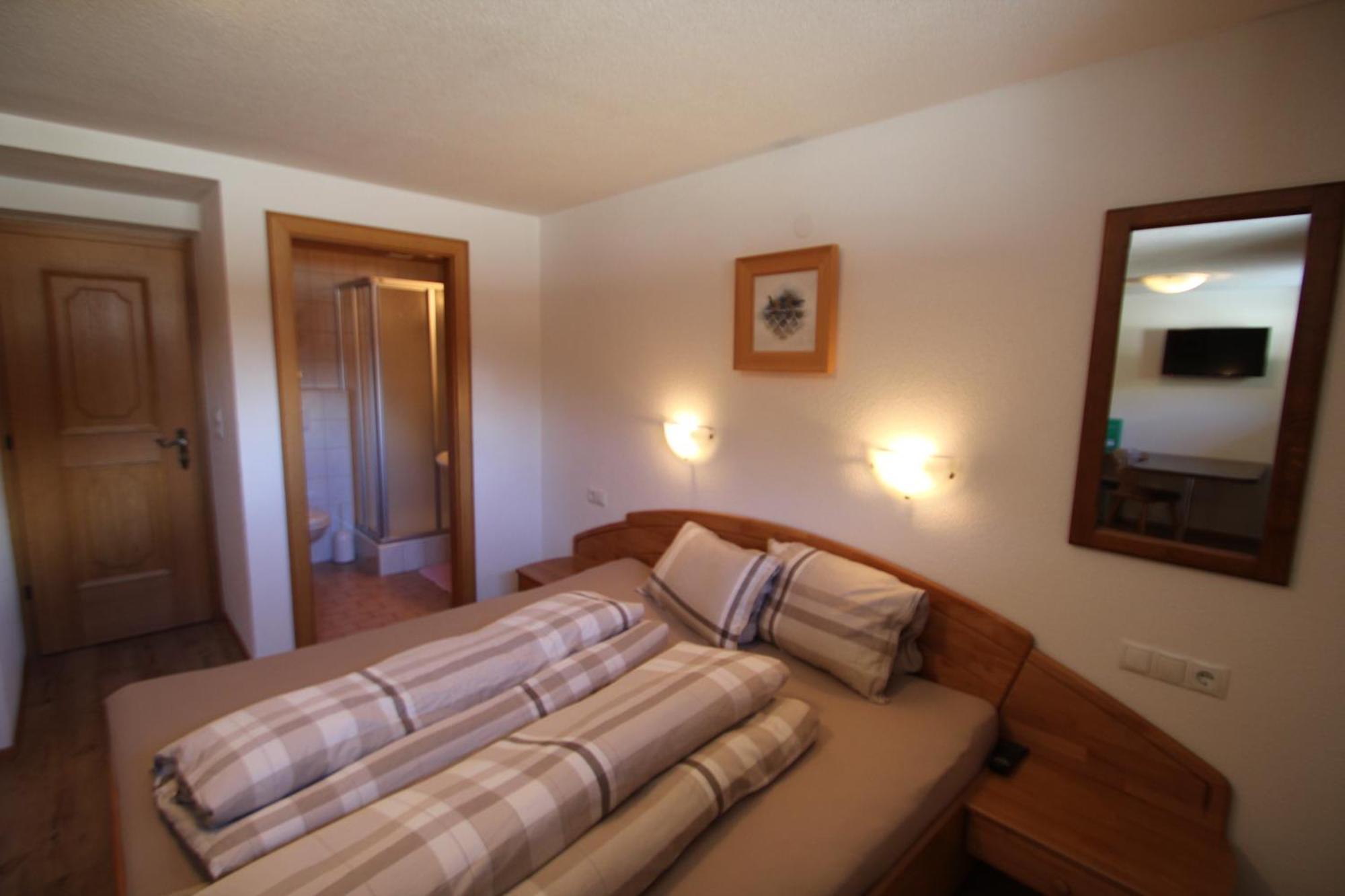 Waldhof Villa Umhausen Ruang foto